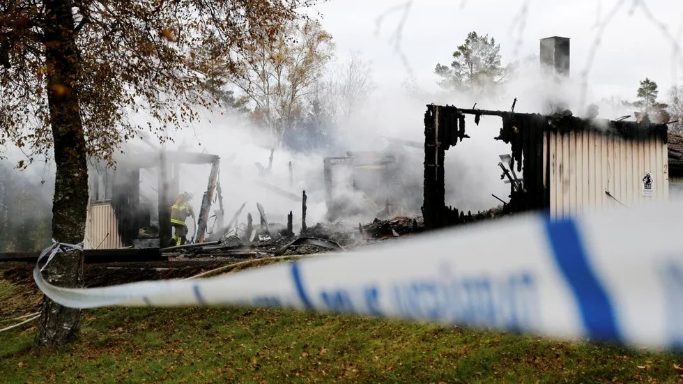 Asylboenden sätts i brand. Natten till tisdag eldhärjades ett asylboende i Munkedal i Bohuslän.