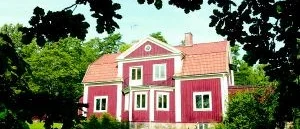 Komministergården i Risinge hyrs ut med rivningskontrakt