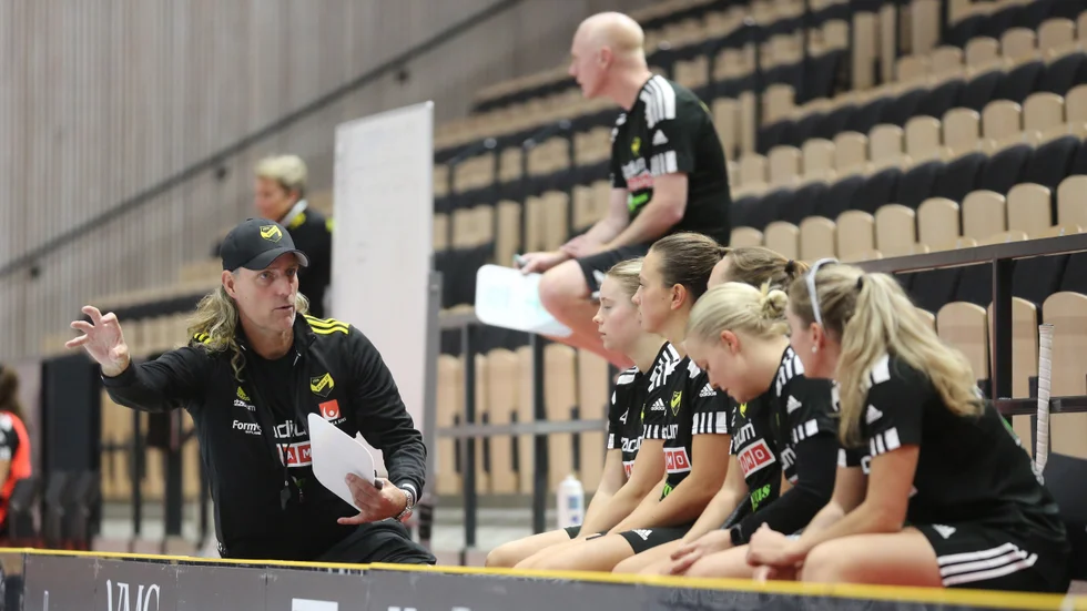 Bruno Lundberg var besviken på spelarnas insatser i fredags, men söndagen gav det trots förlusten en del positiva signaler.