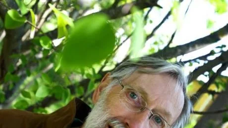 Göran Esbjörnsson ser fram emot dagens potatissättning.          Foto: Anita Kjellberg