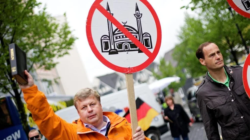 Patrik Brinkmann vid en demonstration med Pro NRW år 2010.