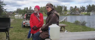 Trevlig stund vid den öppna elden