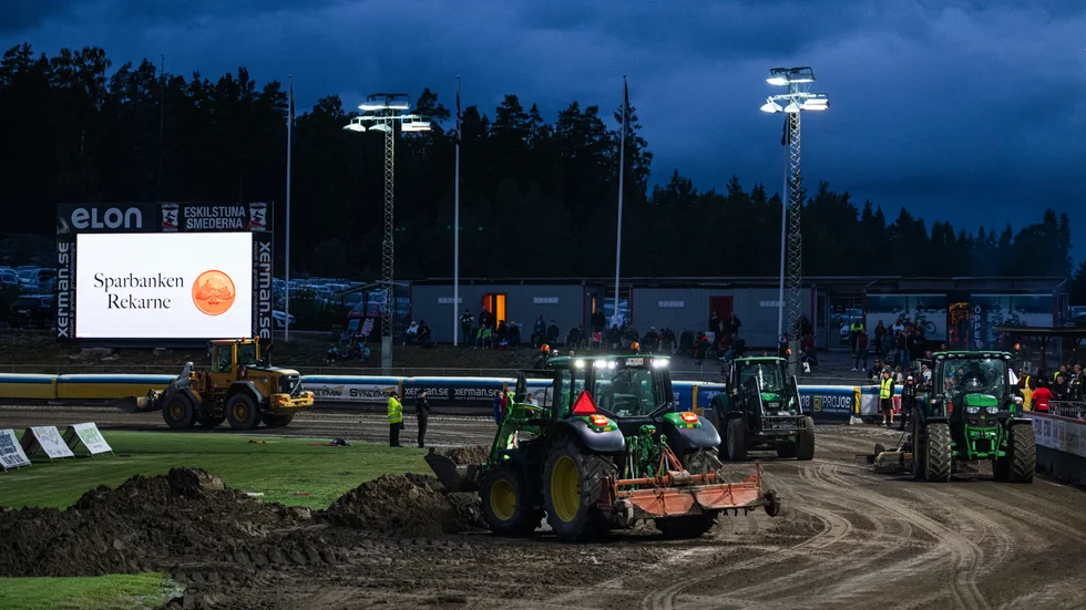 Rospiggarna hävdar att Smederna ligger på gränsen för vad som är tillåtet i svensk speedway.