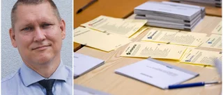 Kasta ut valsedlarna ur vallokalerna