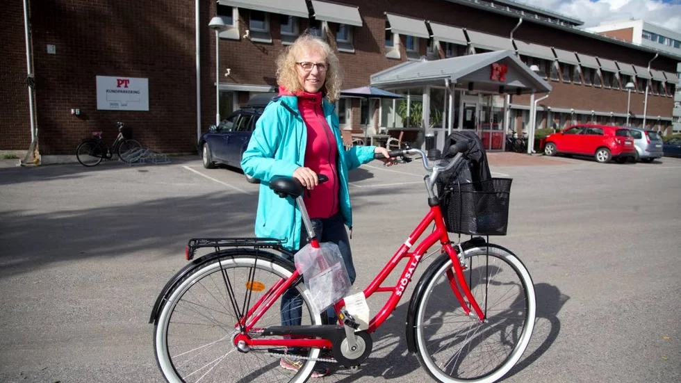Anna-Lena Wikström är glad över cykelvinsten. "Jag brukar cykla mycket", säger hon.
