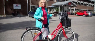 Glad vinnare hämtade cykeln