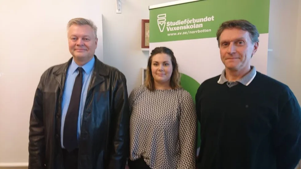 På kurs. Mats Ekman, ansvarig för bedrägerigruppen vid Polisen i Luleå, Anna Kemnevall från LF Norrbotten och Lars Martinell från NTF deltog under utbildningsdagen.