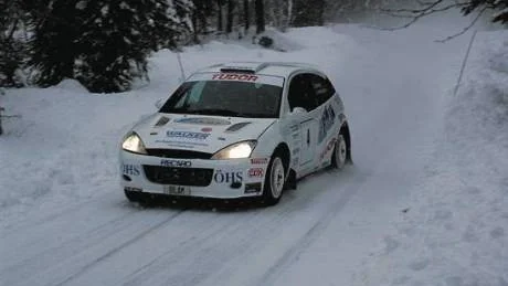Äntligen premiär! Sedan Jonas Wigren och Jon Magnusson hyrde sin "värstingbil", en Ford Focus WRC, har de längtat efter tävlingspremiären. På lördag är det dags i Stugun utanför Östersund. Foto: Åke Svensson