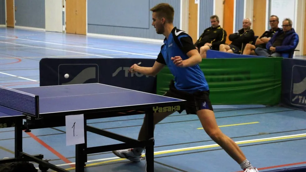MATCH. Det spelades i Strömbackaskolans A-hall.