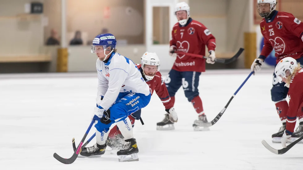 IFK Motala, här mot Katrineholm i veckan, förlorade mot Sirius i Uppsala på söndagen. 4-2 slutade matchen där IFK Motala bjöd på två mål enligt tränaren.