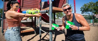 Badförbud för sommarfritids stoppar inte vattenlekarna