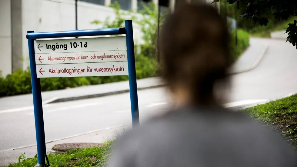 Väntar fortfarande. Matilda har väntat i två år på att få en psykologkontakt på den affektiva mottagningen vid Akademiska sjukhuset.