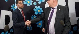 Hoppa av men sitt inte kvar i riksdagen