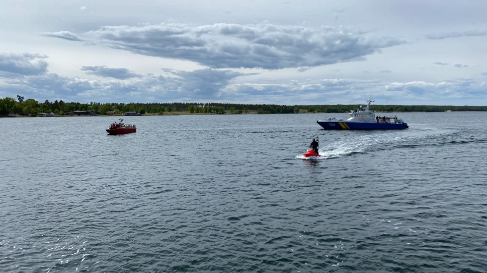 Kustbevakningen och räddningstjänsten i gemensam övning.