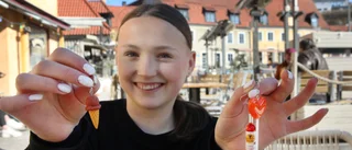 Lilo, 14, gör succé med egentillverkade örhängen
