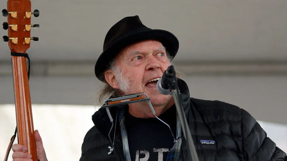 Neil Young vid en demonstration mot skövling av urskog i Kanada i februari i år. Arkivbild.