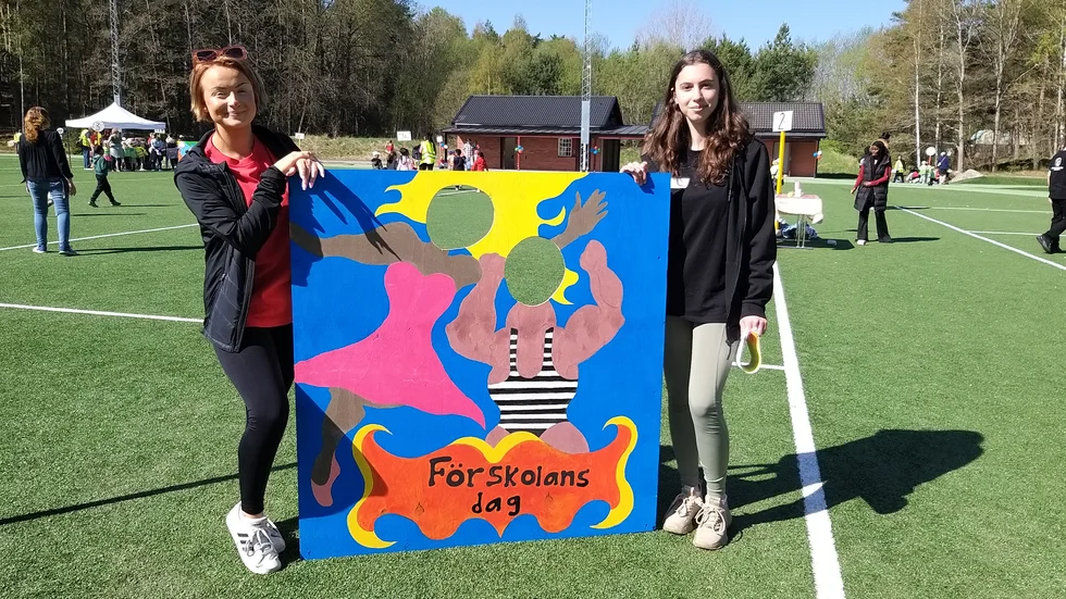 Hos Felicia Eriksson och Marinela Kovaci kunde barnen spexa och posera för foton. 