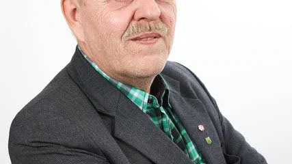 Hans Olov Ohlson har läst Jan OB Larssons böcker "Snöportalen I" och "Snöportalen 2".