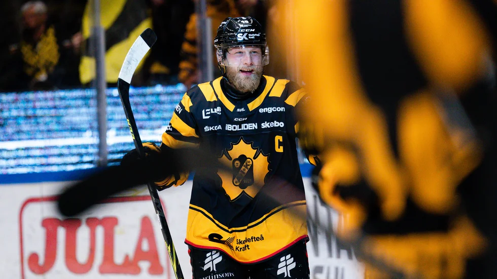 Lagkaptenen Oscar Möller gjorde AIK:s enda mål.