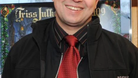 Håkan Gard är glad över att dottern är tillbaka Seskarö.