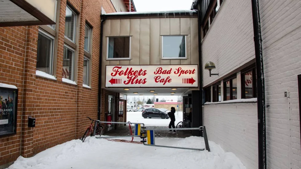 Fel. Upphandlingen av Folkets hus-driften gick inte rätt till.