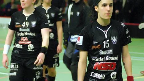 Tanya Ertürk deppar över uddamålsförlusten mot Ersboda.