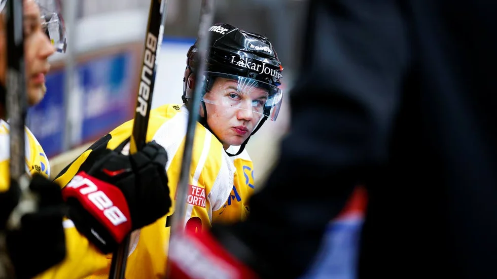 Osäkert. Luleå Hockey eller inte? Det är frågan för Toni Rajala.