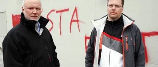 Pris satt på klottrares huvud: 10 000 kronor