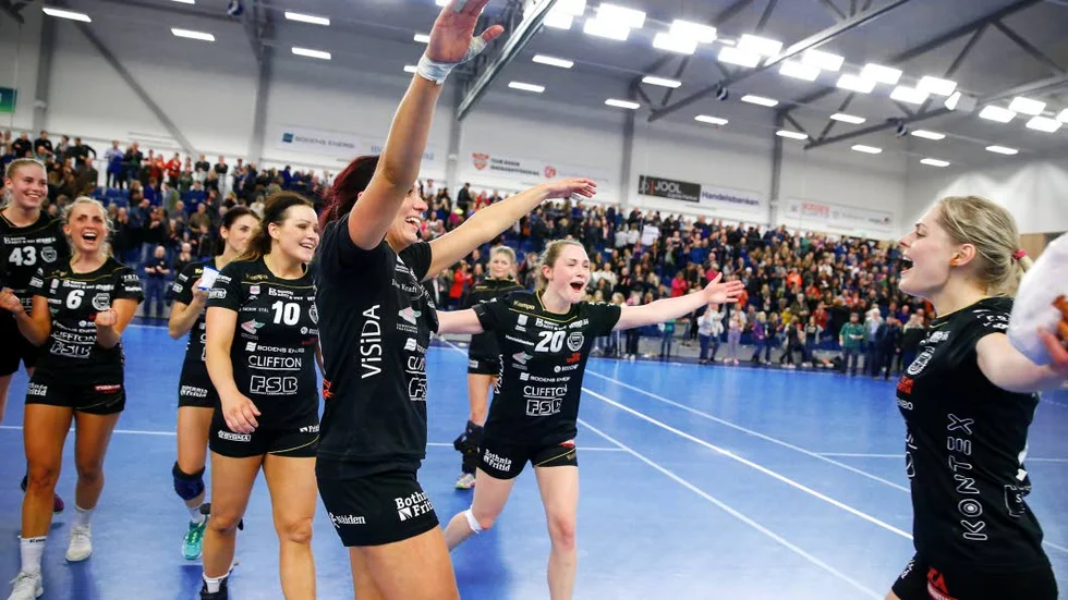 Tränarjakt. Det är lite mer än en månad sedan Boden Handboll gick upp. Nu får laget leta ny tränare.
