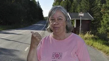 Jag får väl lifta i stället nu, säger Anita Pettersson.