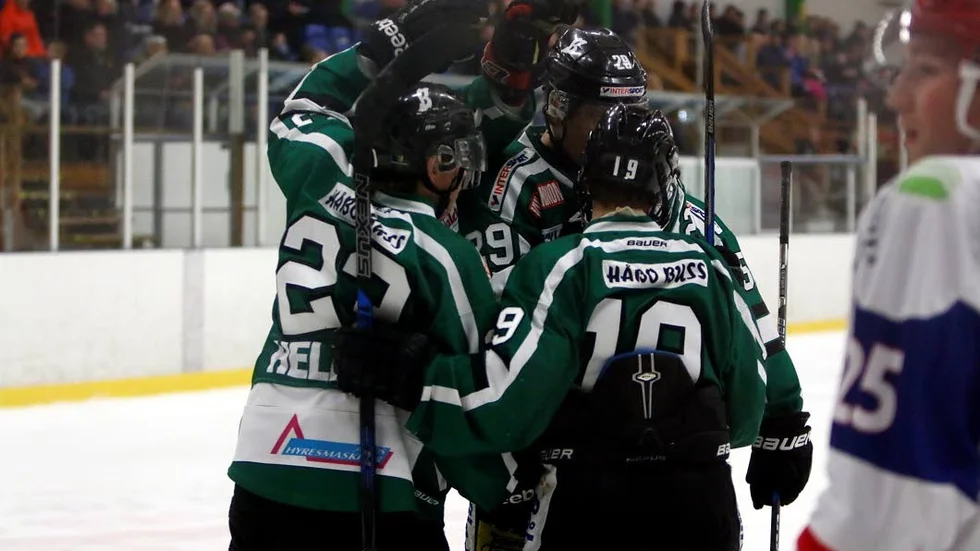 Seger. Bålstatog tre viktiga poäng då man besegrade jumbolaget Spånga med 7–4.