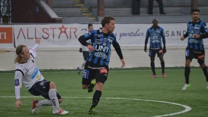 Sirius Joakim Runnemo spelade centralt på mittfältet i den första halvleken borta mot Gefle.