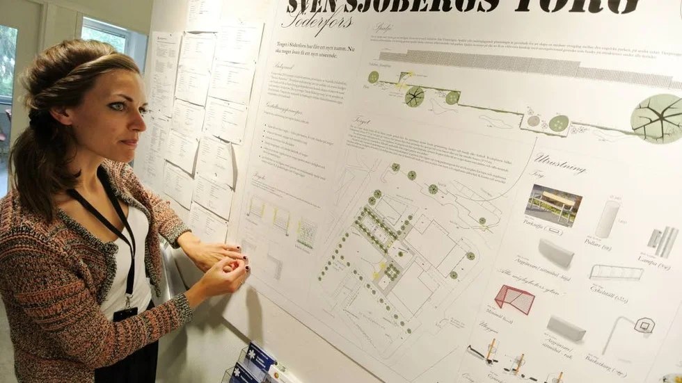 Varierat. Kommunarkitekt Lisa Björk har varit engagerad i torgets gestaltning, med stor variation i byggelement och växtlighet.