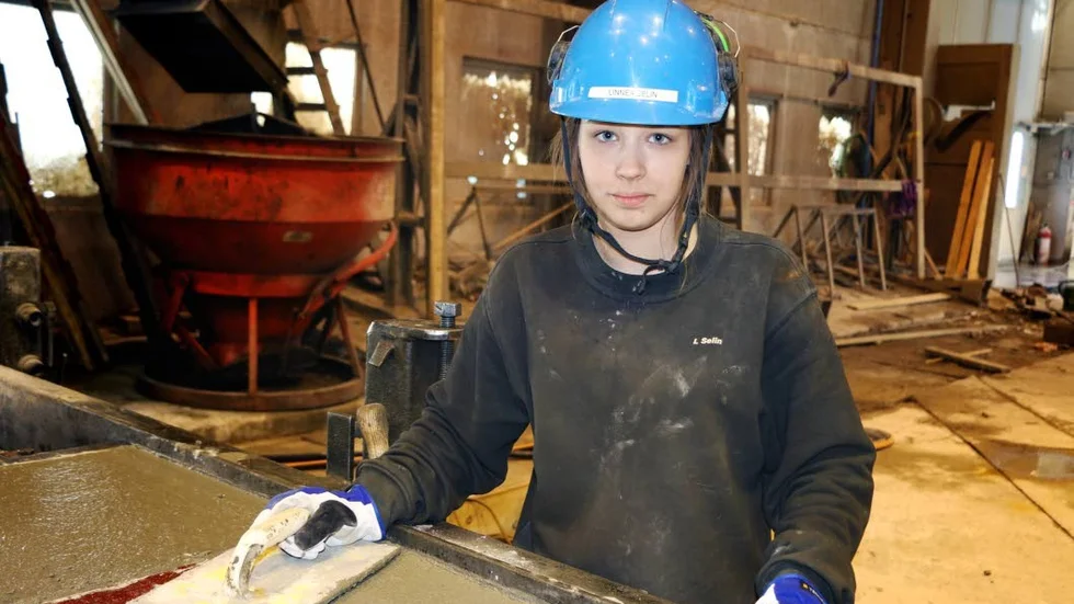 Fick jobb. Linnea Selin, 20, fick direkt jobb hos Prefabmästarna efter studenten förra året.