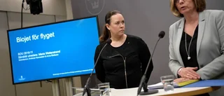 Sitt på en stol i taget