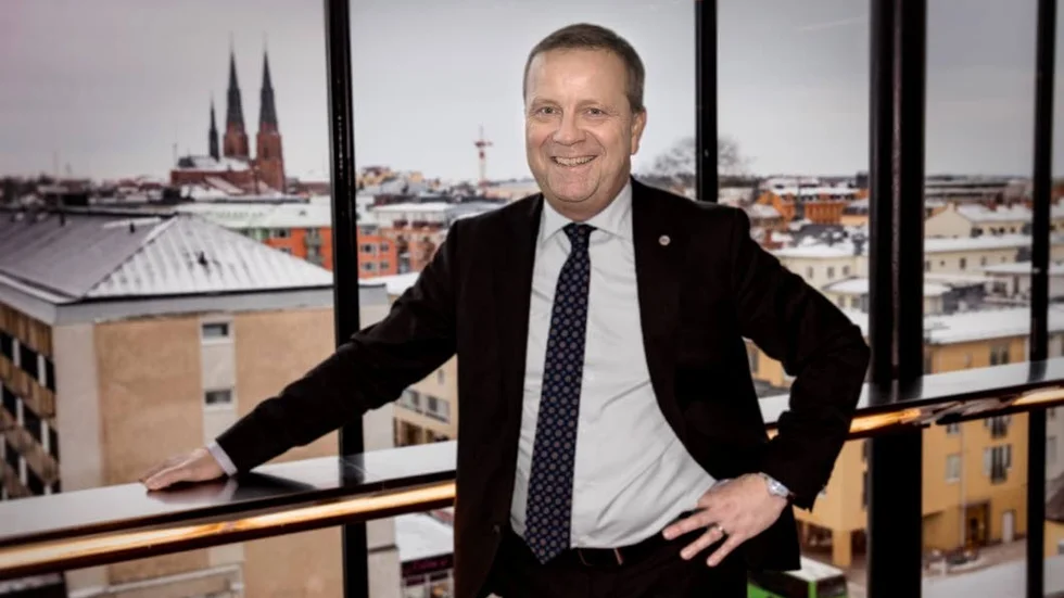 Inför sin 50-årsdag fotograferades kommunalrådet Fredrik Ahlstedt (M) på UKK, där mottagningen hölls.