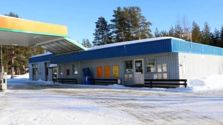 Ägaren Jete Bygg vill sälja fastigheten i Bergsviken.