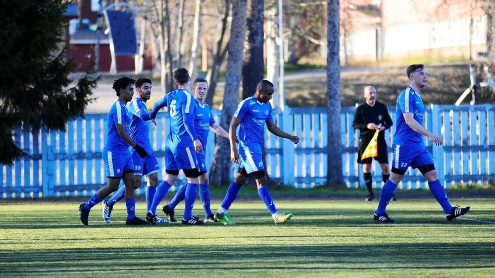 Luleå SK fick jubla efter sin 2–0-seger hemma på Hertsö IP.