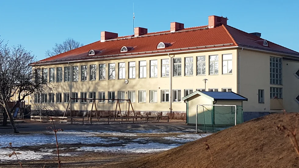 Lindbladsskolan i Skänninge anses i kulturvärdesbedömningen vara en tidstypisk skolbyggnad, med ett fasaduttryck man inte vill ändra för mycket på.