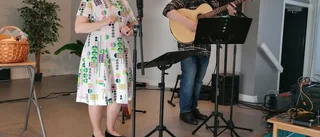 Fredagskafé i Munksund med spänning och musik