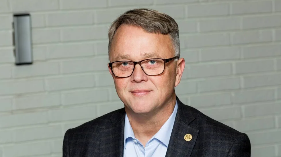 Frågar. Lars-Göran Birkehorn (m), frågar om kommunens förberedelser inför motagndet av flyktingar som lider av post traumatisk stress.