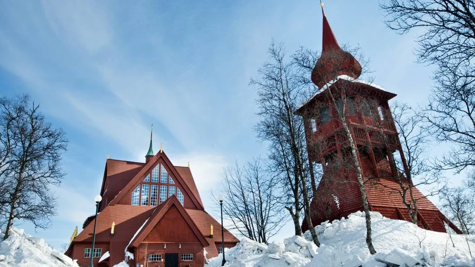 Just nu pågår en utredning kring hur det ska gå till när Kiruna kyka ska flyttas 2025-2026.