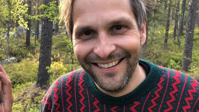 Väljarna i Jokkmokks kommun bryter trenden och röstar grönt. Miljöpartiets förstanamn Henrik Blind hoppas på stort inflytande i kommunpolitiken framöver.