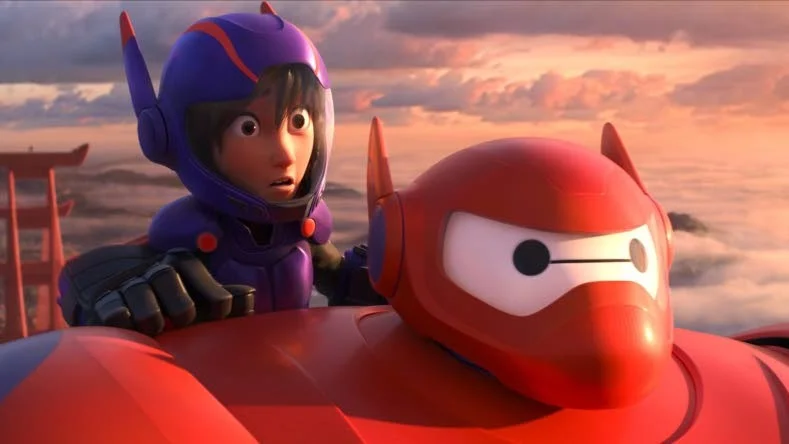 Roboten Baymax och hans omvårdande egenskaper får stor betydelse i underbarnet Hiros liv.