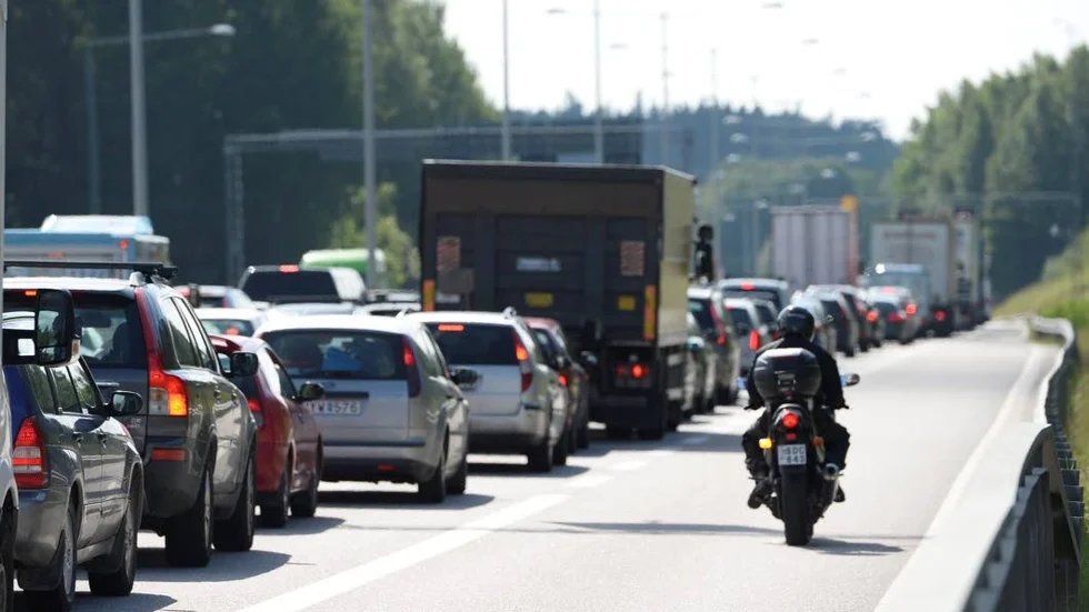 Midsommarhelgen är en av årets trafiktätaste helger.