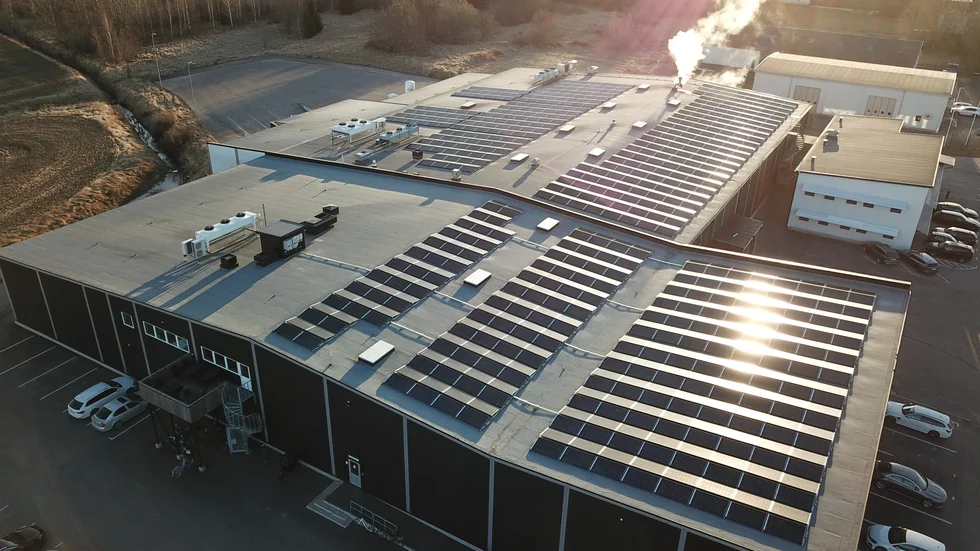 Nya solceller på Mixum i Motala.