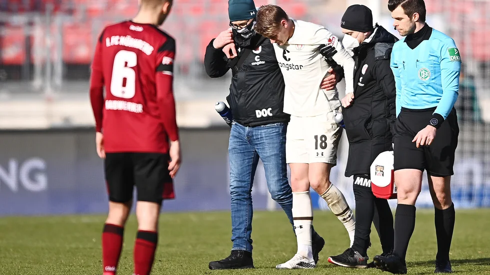Eric Smith ser ut att missa St. Paulis jakt på avancemang.