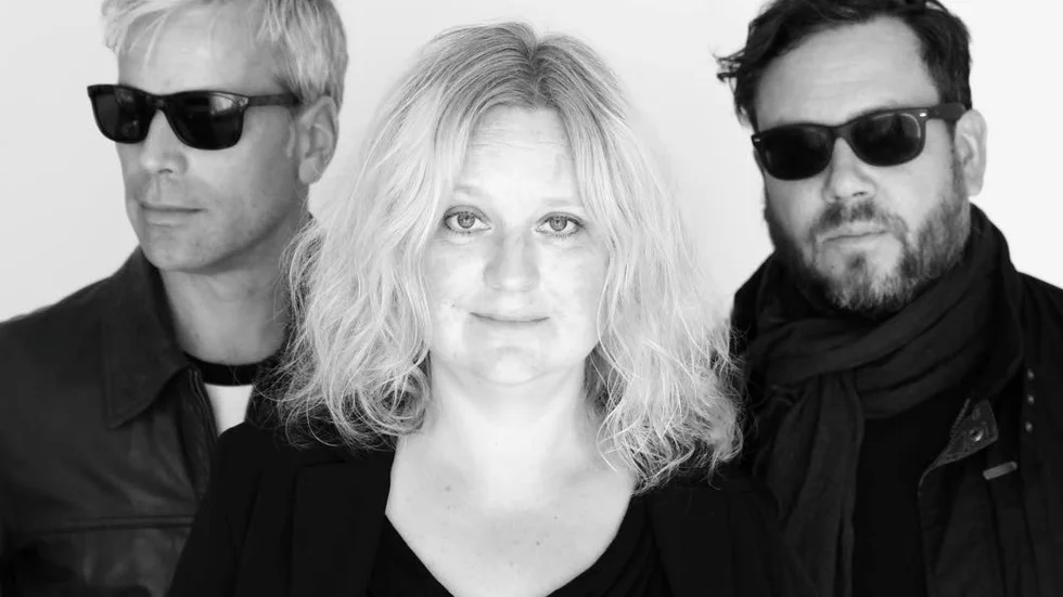In Deed. 16 år efter debuten kommer uppföljaren från Richard Öhrn (gitarr), Linda Karlsberg (sång) och Marcus Segersvärd (trummor).