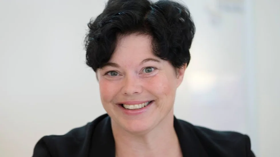 Merlene Burwick (S)