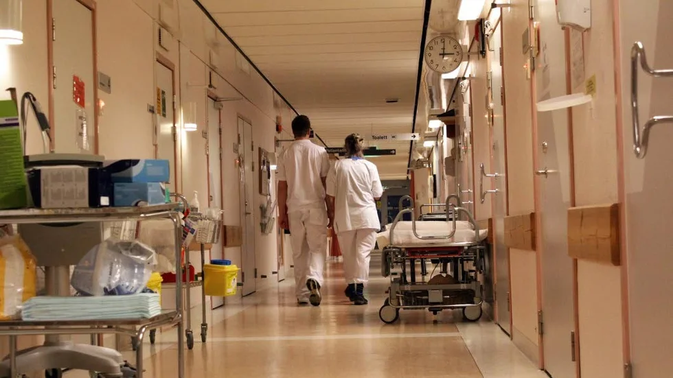 Avled. En patient avled under en operation på lasarettet i början på augusti.